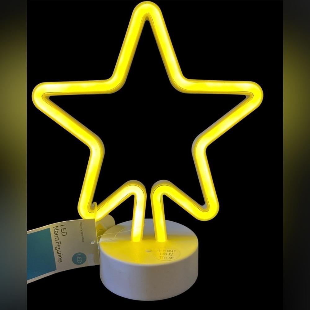 NWT room essentials LED neon star figurine 10”H